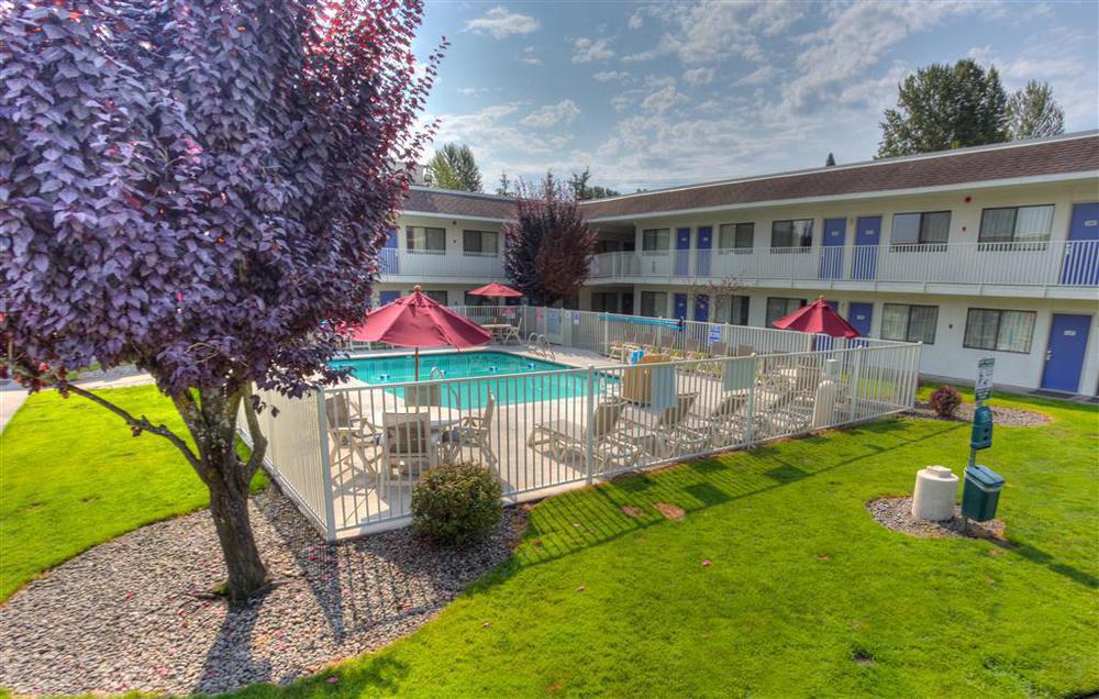 Motel 6-Troutdale, Or - Portland East エクステリア 写真