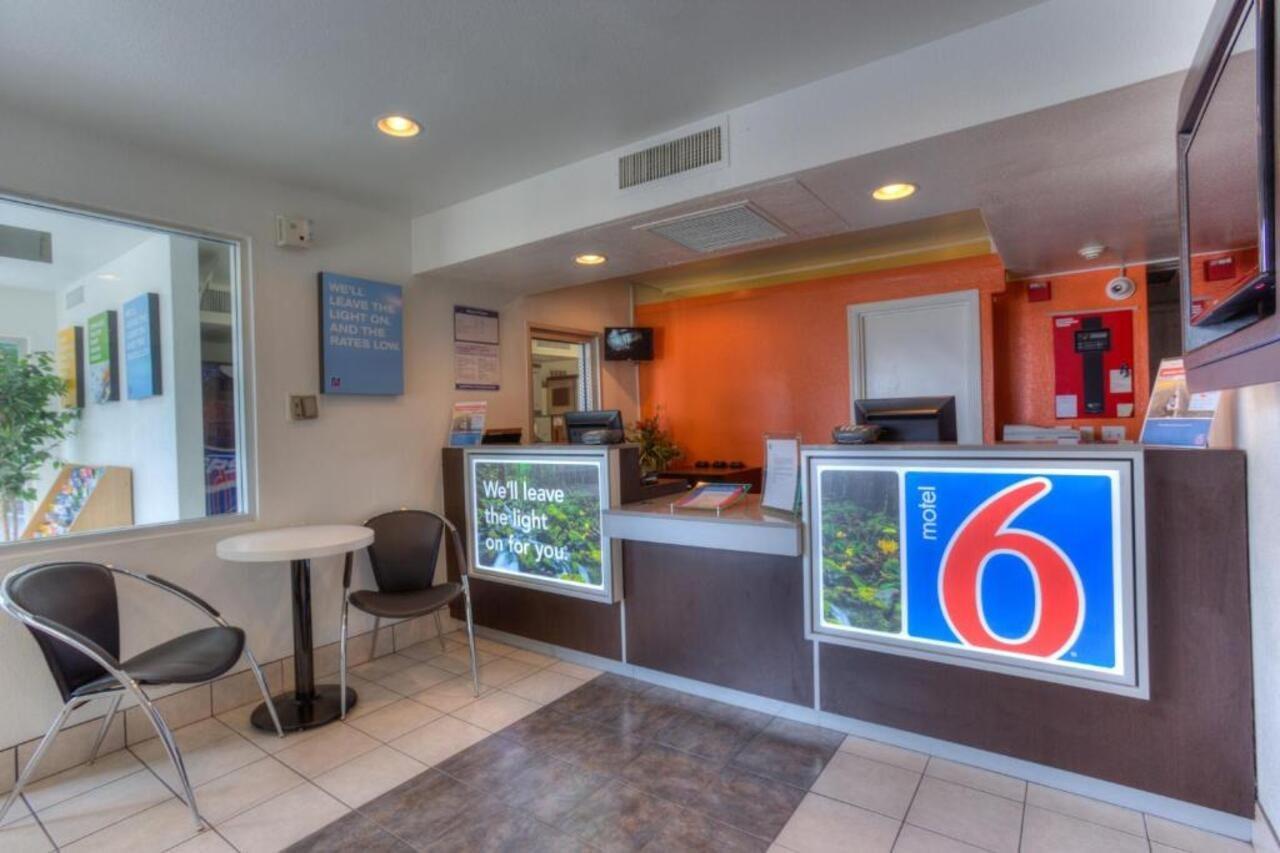 Motel 6-Troutdale, Or - Portland East エクステリア 写真