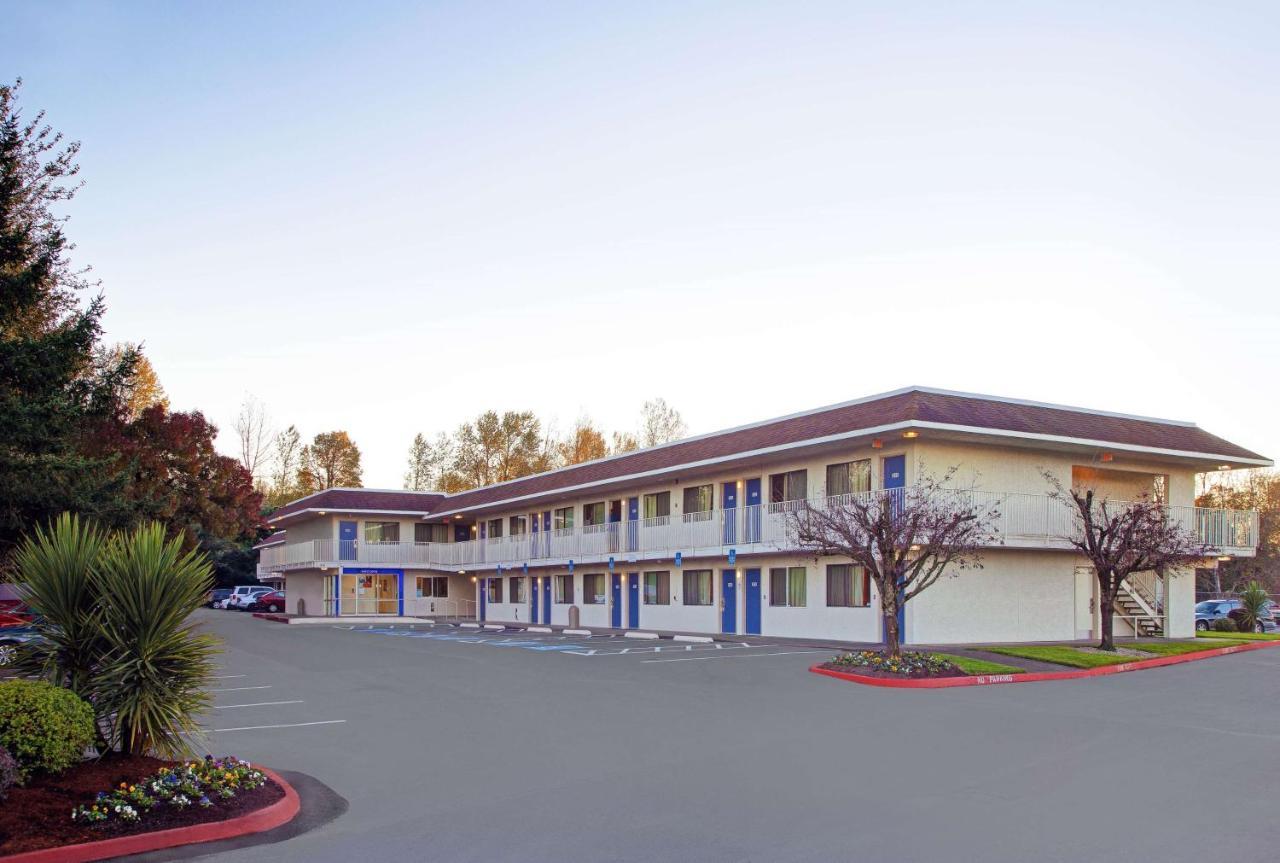 Motel 6-Troutdale, Or - Portland East エクステリア 写真