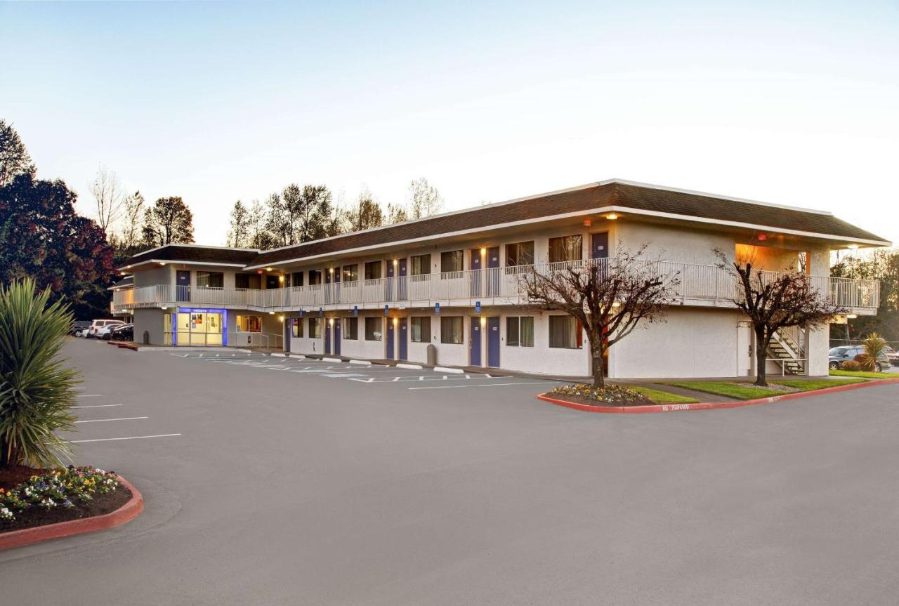 Motel 6-Troutdale, Or - Portland East エクステリア 写真