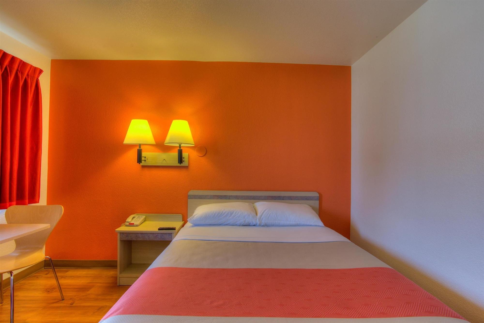 Motel 6-Troutdale, Or - Portland East エクステリア 写真