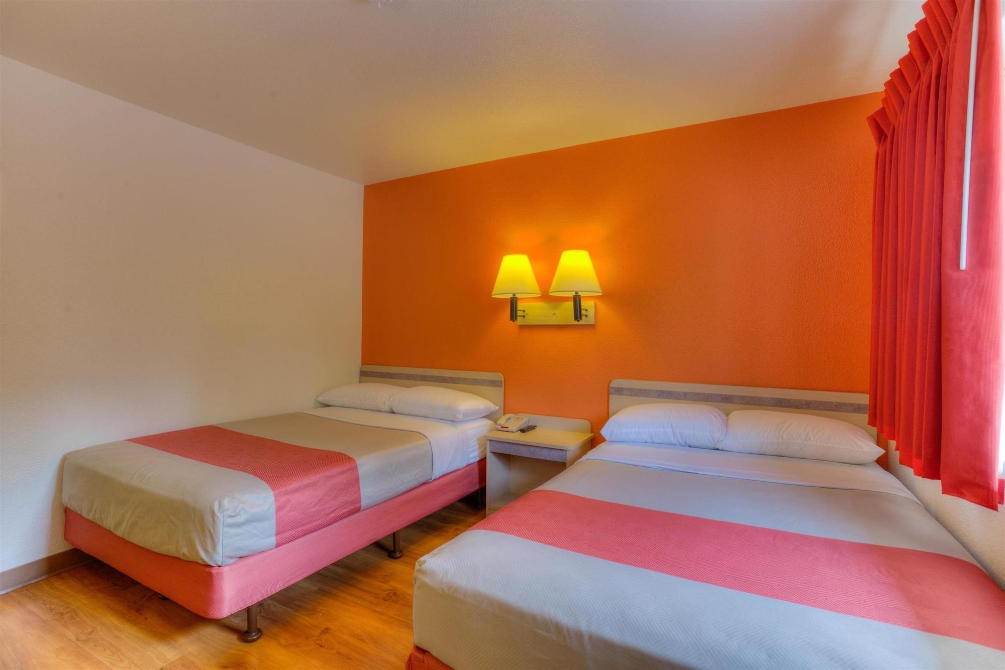 Motel 6-Troutdale, Or - Portland East エクステリア 写真